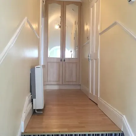 Garville Ave Self Catering Apartment Dublin