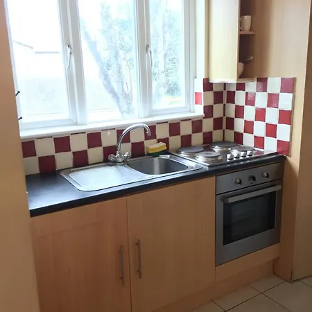 Garville Ave Self Catering *